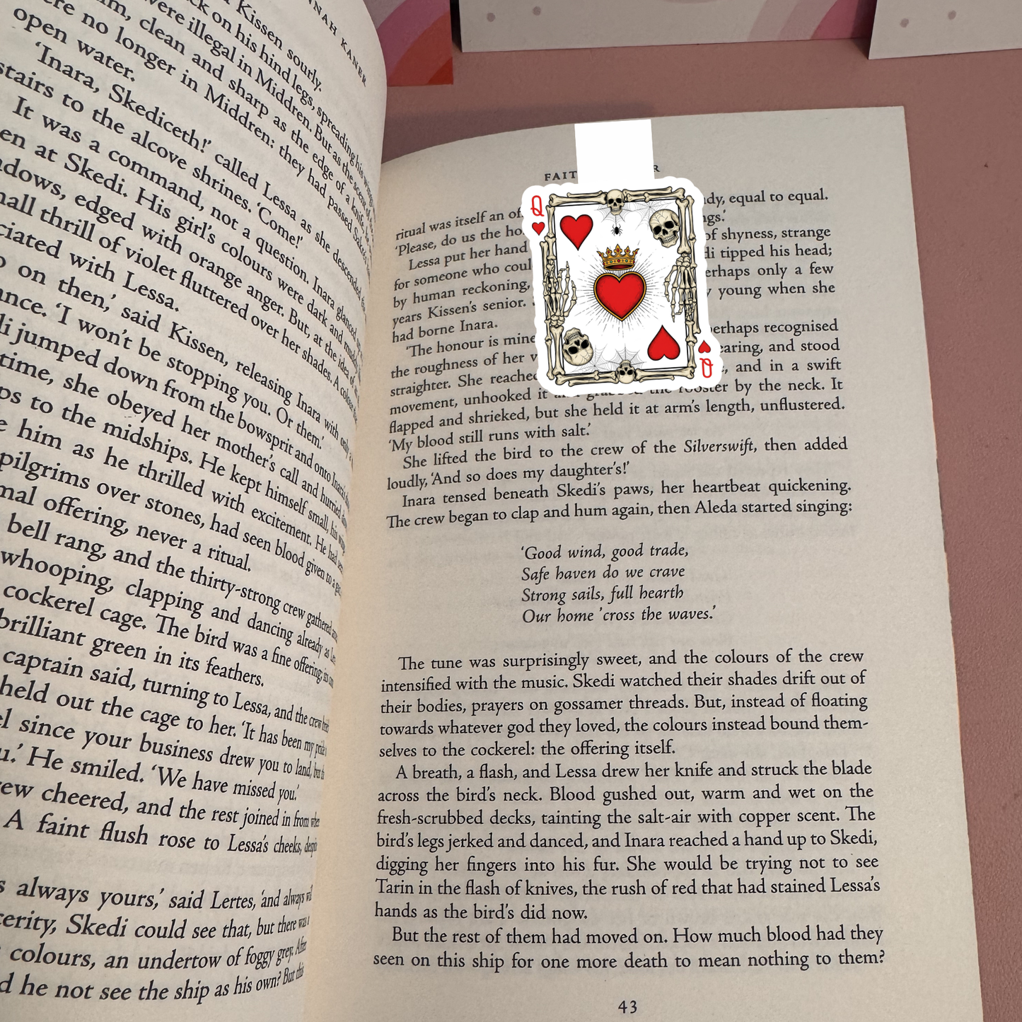 Skull Queen of Hearts Magnetic bookmark